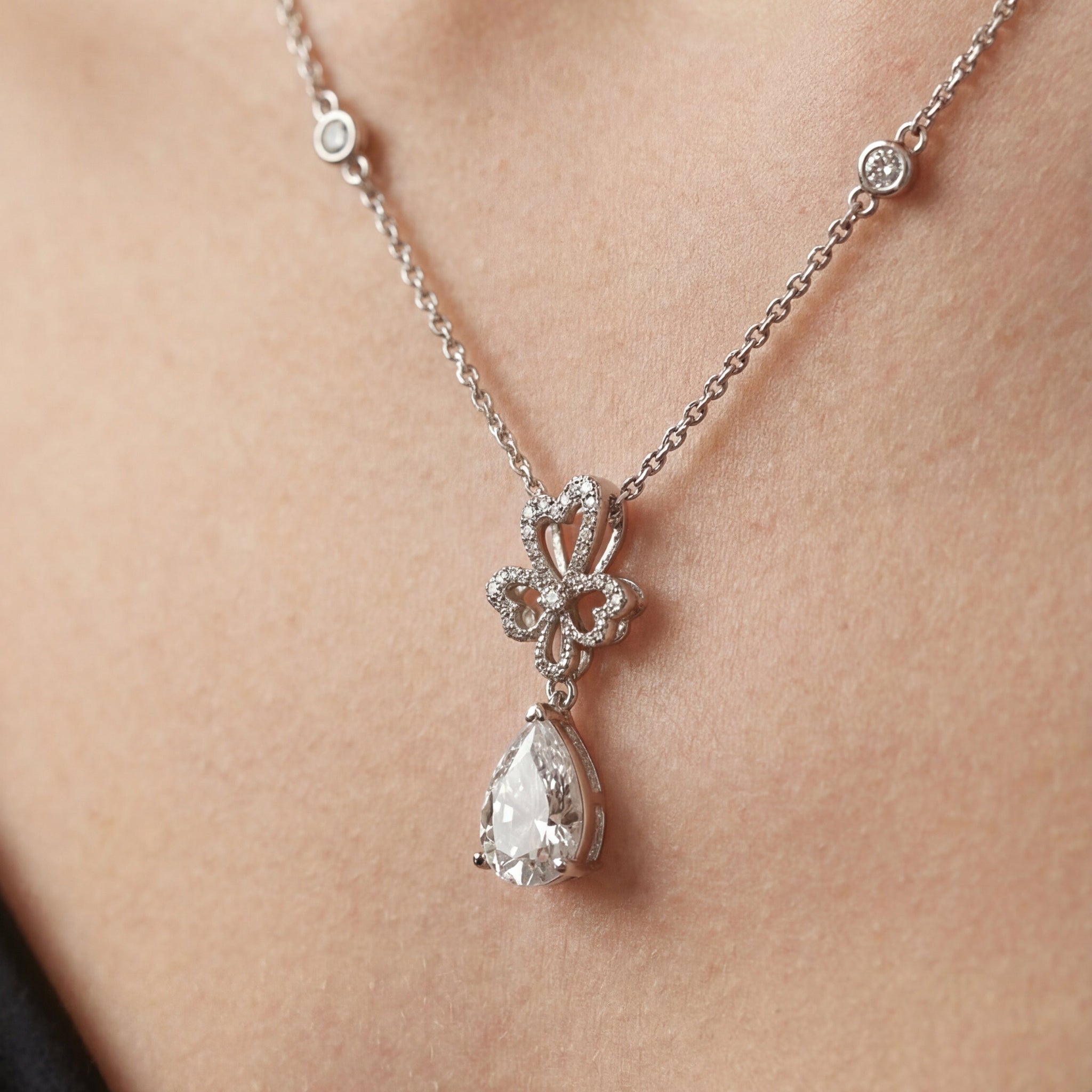 Lucky Flower Necklace