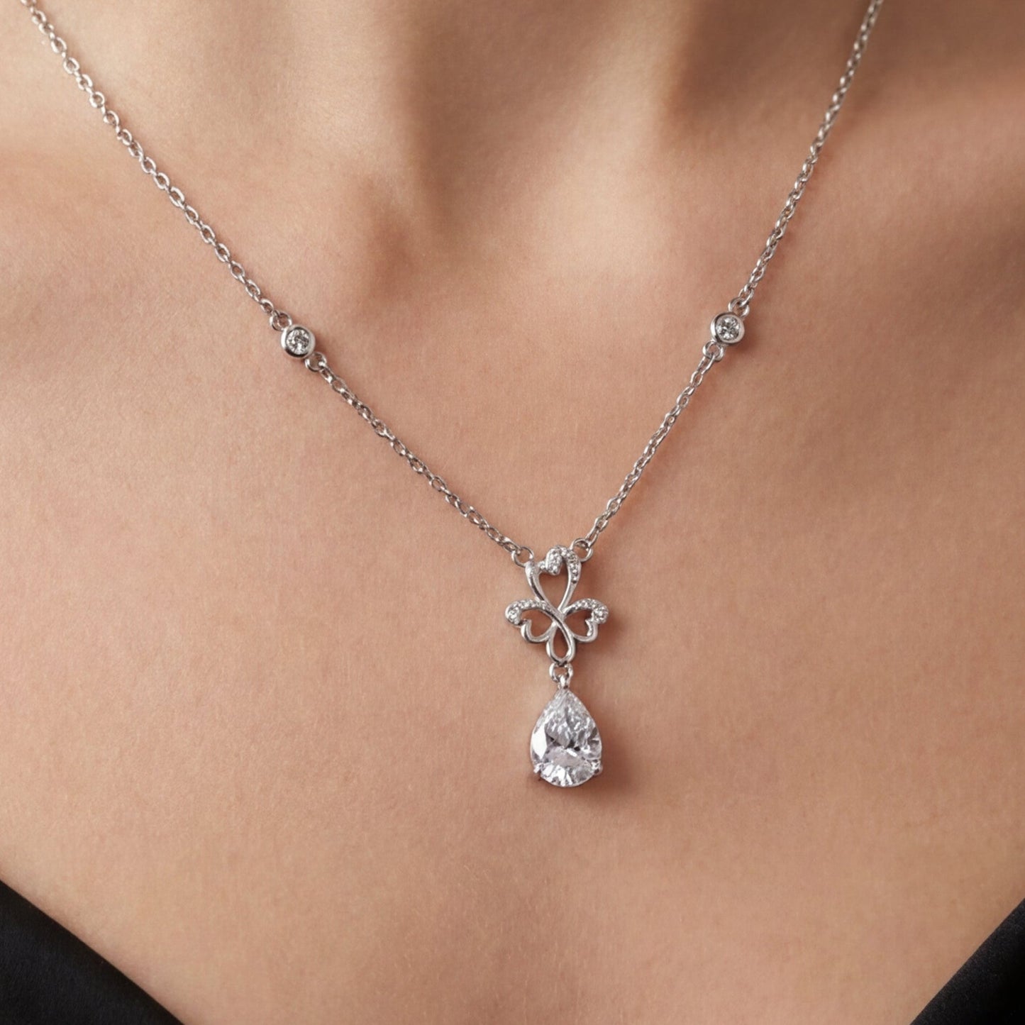 Lucky Flower Necklace