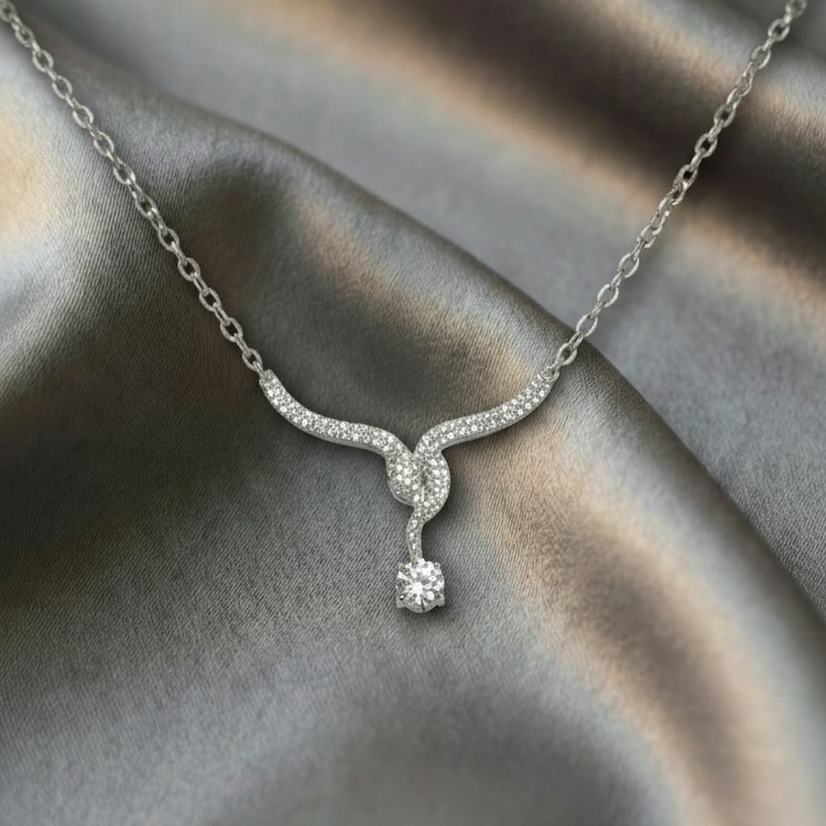 Snake's Kiss Necklace