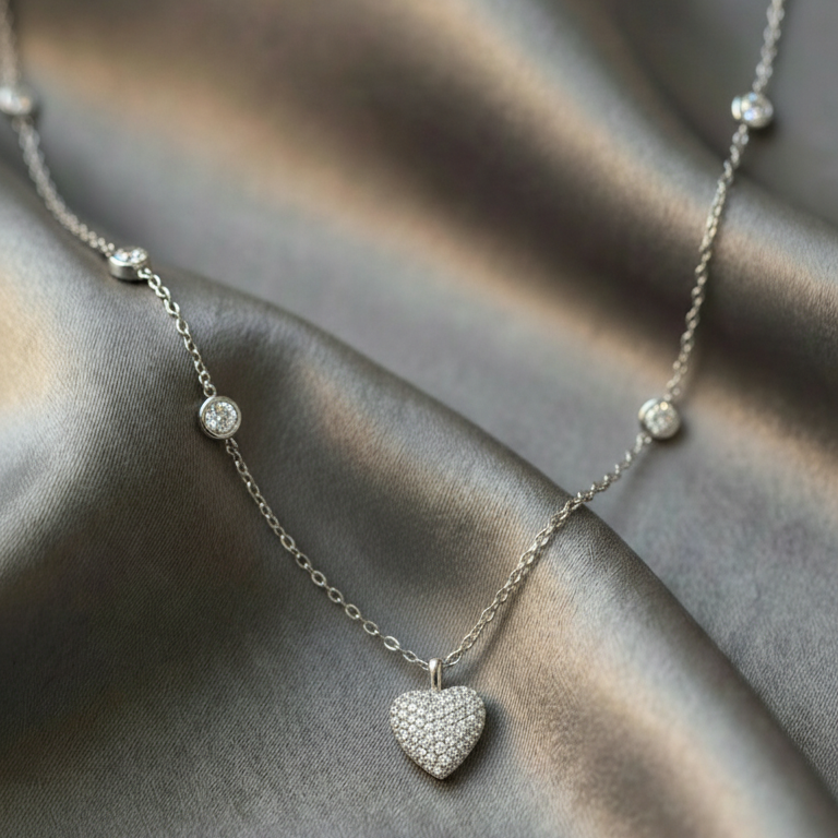 One Heart Necklace